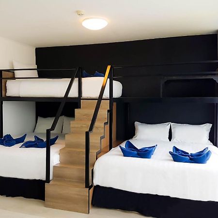 The Wide Condotel - Phuket Extérieur photo